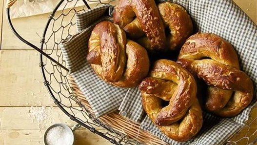 Honey Whole Wheat Pretzels Recipe